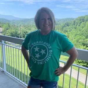 Meet your Posher, Lori